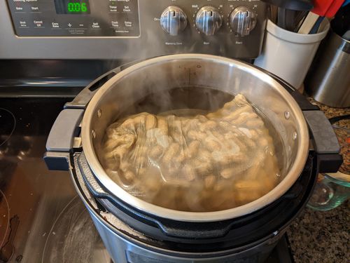 Boil-The-Bag Peanuts (1 Bag)